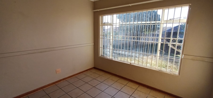 To Let 3 Bedroom Property for Rent in Panorama Free State